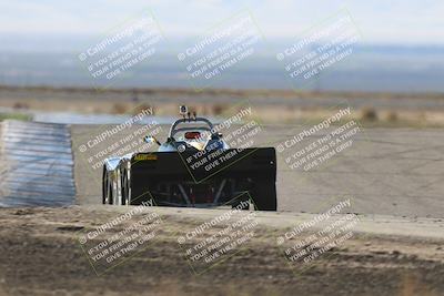 media/Oct-26-2025-CalClub SCCA (Sun) [[8ce1e69566]]/Group 6/Grapevine/